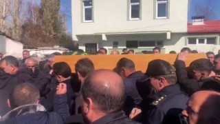 Karsta maganda kurşunuyla hayatını kaybeden minik Muhammet, gözyaşlarıyla uğurlandı