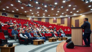 Kastamonu Üniversitesinde Türkiyenin zengin bitki örtüsü konuşuldu