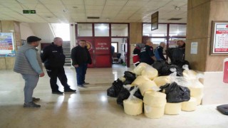 Kastamonuda bandrolsüz bin150 kilogram tereyağı ile 750 kilogram burgulu peynir ele geçirildi