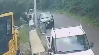 Kavgayı ayırmak isterken kendisine saldıran 4 kişiyi yaralayan şahıs tutuklandı