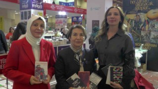 Kayserili yazarlar 7. Kitap Fuarında okurlarıyla buluştu