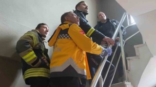 Kendisinden haber alınamayan vatandaş, evde uyurken bulundu