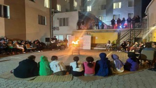 Kente yeni gelen öğrencilere sıcak karşılama