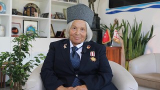 Kıbrıs Gazisi Aynur Gökçek: Gençlere vatan sevgisini aşılamak lazım