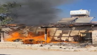 Kırıkhanda çıkan yangında ev alevlere teslim oldu