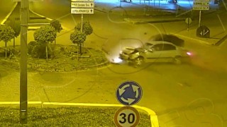 Kırıkkalede dikkatsiz sürücülerin yaşadığı trafik kazaları kamerada