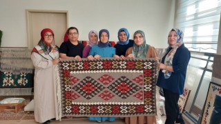 Kök Boyalı Kilimler Toprakkale’de Yeniden Hayat Buldu