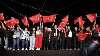 Konyaaltı Belediyesi, Cumhuriyeti HayatParkta kutladı