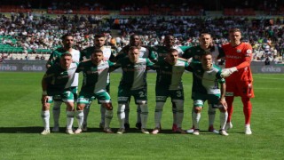 Konyaspor, evindeki ilk galibiyetini aldı