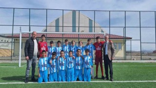 Köprüköyü Sporcu Fabrikası Yaptı