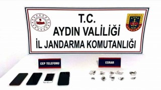 Kuşadasında satışa hazır uyuşturucu madde ele geçirildi