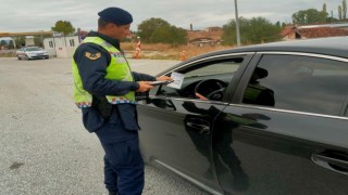 Kütahyada emniyet kemeri ve çocuk bağlama sistemleri denetimi