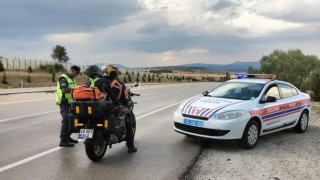 Kütahyada Jandarma Trafik Timlerinden motosiklet ve motorlu bisiklet denetimi