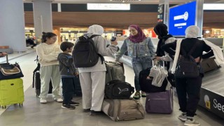 Lübnandan tahliye edilenler İstanbula getirildi