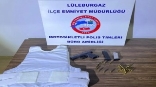 Lüleburgazda silah ve uyuşturucu ele geçirildi