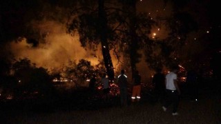 Manavgatta korkutan orman yangını büyümeden söndürüldü