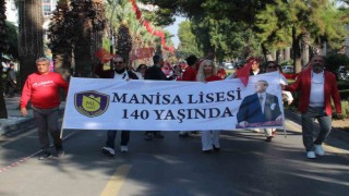 Manisa Lisesinden 140ıncı yıla görkemli kutlama