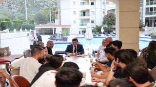 Marmaris Belediyesinden üniversite öğrencileri için tanışma pikniği