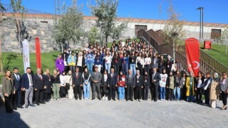 Maziden Atiye Ahlat öğrenci programı Cumhurbaşkanlığı Külliyesinde başladı