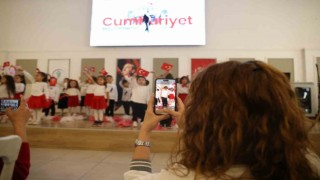 Merkezefendinin minik öğrencileri 29 Ekimi coşkuyla kutladı