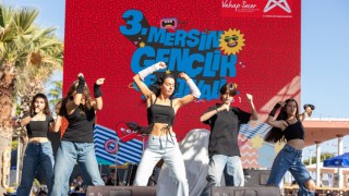Mersin Gençlik Festivali Coşkuyla Başladı