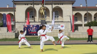 Mersinde Amatör Spor Haftası yürüyüşle başladı