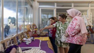 Mersinli kadınlar el emeği göz nuru eserlerini sergilediler