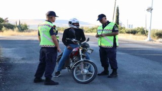 Motosiklet denetiminde 196 sürücüye para cezası