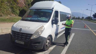 Muğlada yolcu taşımacılığı yapan minibüslere denetim
