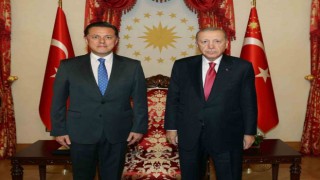 Nebi Hatipoğlu, Eskişehirin ihtiyaç ve eksikliklerini Cumhurbaşkanı Erdoğan ile görüştü