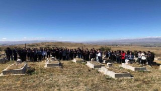 Necmettin Erbakan Fen Lisesi öğrencileri tarihi Aziziye tabyalarını gezdi