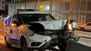 Niğdede polis aracı kaza yaptı: 1 polis yaralandı