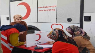 Öğrenci velileri kan bağışında bulundu