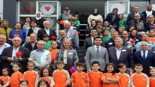 Öğrenciler, koca çınarları okullarında ağırladı
