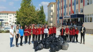Öğrencilerden geri dönüşüme destek