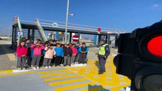Öğrencilere kapsamlı trafik eğitimi verildi