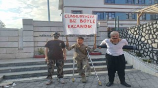 Öğrencilerin 29 Ekim gösterisi büyük beğeni topladı