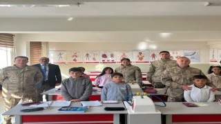 Öğrencilerin mektuplarına jandarmadan anlamlı ziyaret