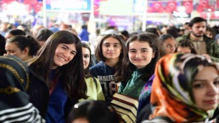 Okullardan 10. Malatya Anadolu Kitap ve Kültür Fuarına yoğun ilgi