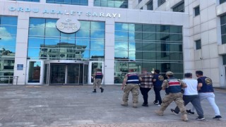 Orduda evlerden hırsızlık yapan 3 şüpheli tutuklandı