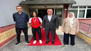Orduda imam hatip lisesi öğrencisi, bilek güreşinde dünya 3üncüsü oldu
