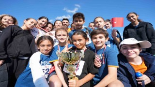 Ortaokul öğrencileri 101. Yıl Cumhuriyet Koşusunda buluştu