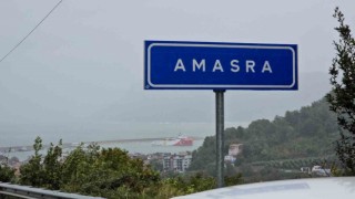 Oruç reis ve balıkçı gemiler limanda bekleyişini sürdüyor