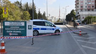 Osmaniye'de Devlet Bahçeli Alt Geçidi Trafiğe Kapatıldı