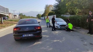 Otomobil bisikletli çocuğa çarptı: 1 ağır yaralı