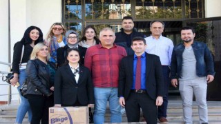 Özhan Gönüllüleri kitap bağışına devam ediyor