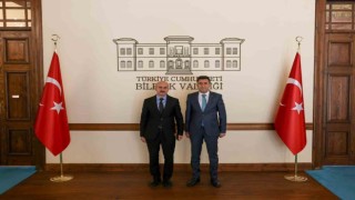 Öztürk göreve başladı
