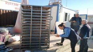 Pastane imalathanelerinde bozulmuş 150 kilogram cevize el konuldu