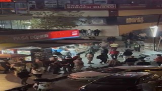 Pendikte uçan tekmeli kavga kamerada