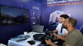 Pilot olma deneyimini TEKNOFESTte yaşıyorlar